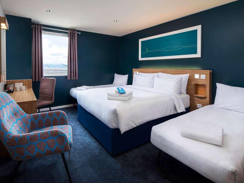 Travelodge Liverpool Stonedale Park Quarto foto